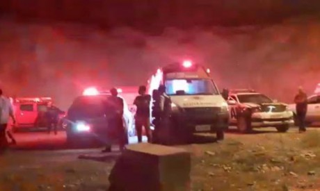 Ambulâncias, equipes do Samu e um helicóptero do Ciopaer foram deslocados à barragem. 