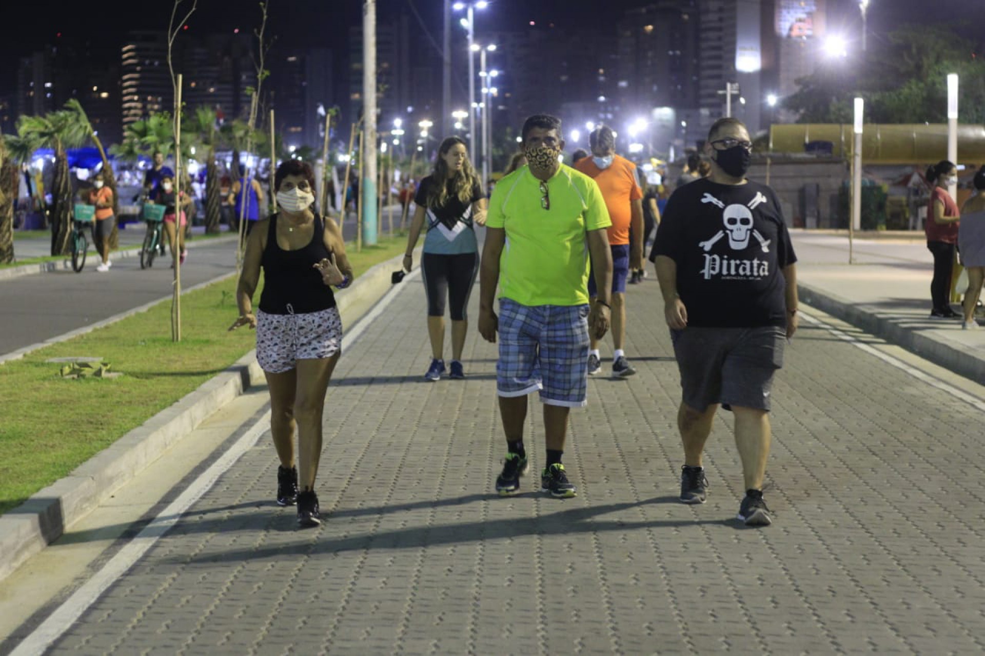 Movimentação na Avenida Beira Mar