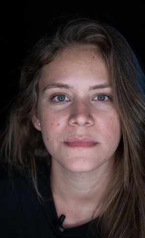 J&eacute;ssica Aquino Lob&atilde;o, barbeira na Sr. Barbeiro