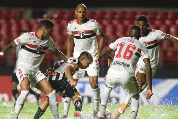 Fußballspiele heute Montag 2;  Ein Ort, um Live-Sendungen und Zeit zu sehen