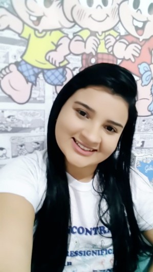 Alane Santos ensina no Colégio Duque Castilho desde o ano passado, quando a instituição foi fundada