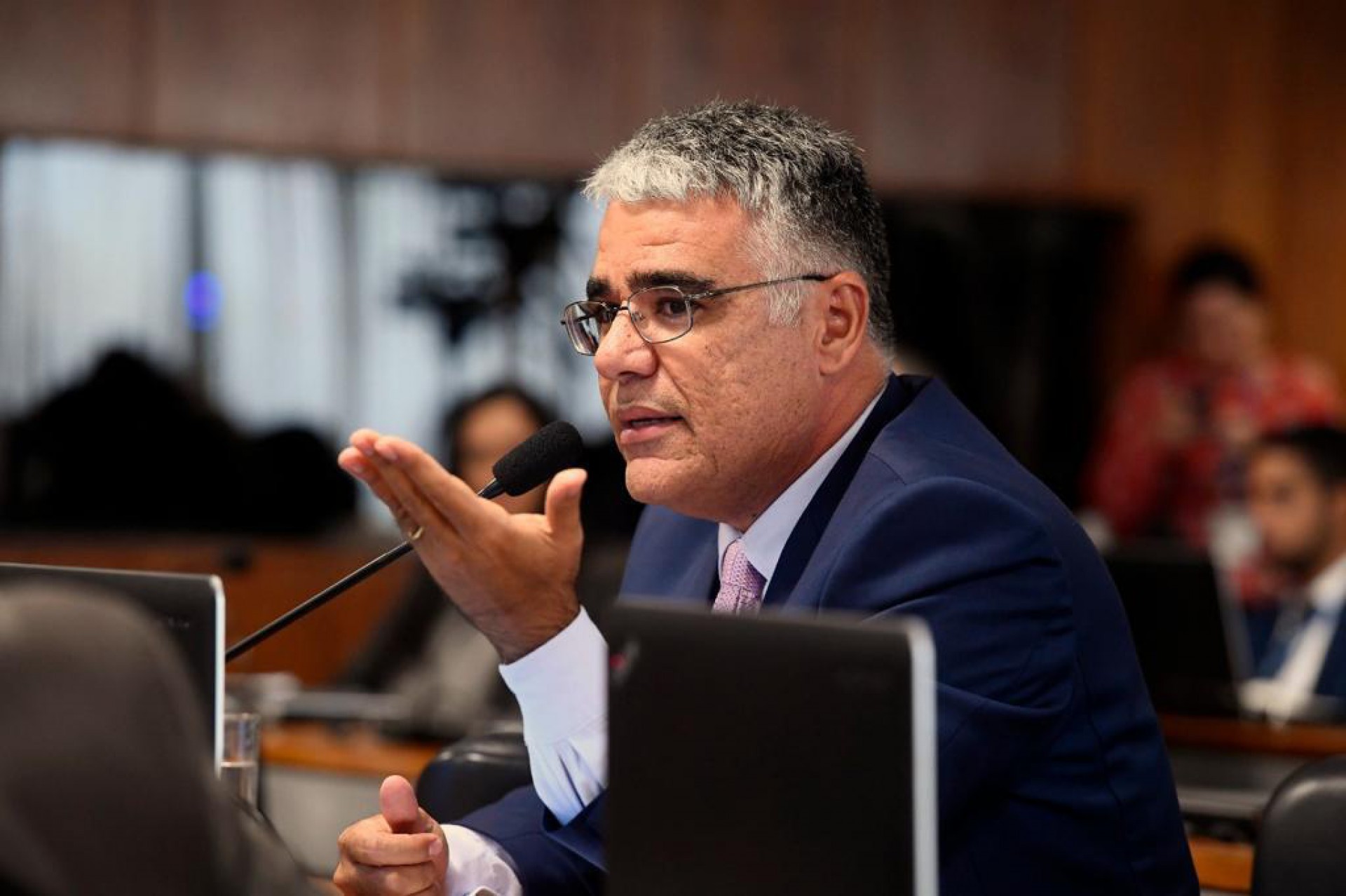Senador Girão muda de partido pela segunda vez desde que foi eleito (Foto: Agência Senado )