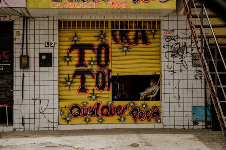 Bairro do Bom Jardim. Movimentação da cidade no lockdown nesta segunda feira. 