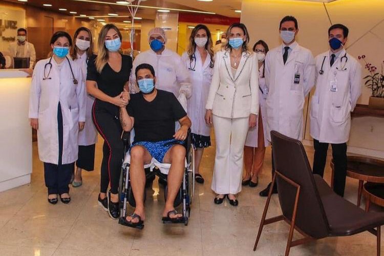 Edson, da dupla sertaneja com Hudson, recebe alta de hospital (Foto: Reprodução/ Instagram)