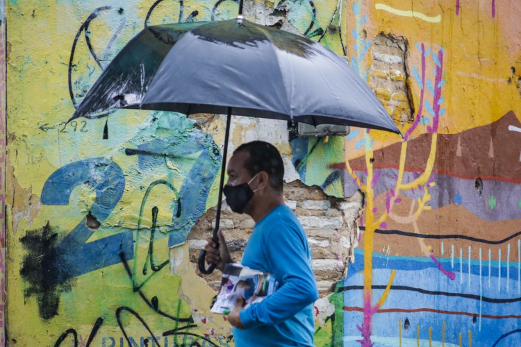 Em Fortaleza, no posto Castelão, as precipitações foram discretas, contabilizando 6.6 milímetros.