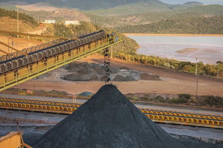 Governo cria política para o licenciamento ambiental de mineração