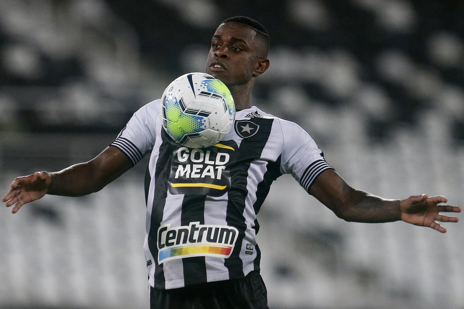 Zagueiro Marcelo Benevenuto vem para o Fortaleza por empréstimo do Botafogo (Foto: Vítor Silva/Botafogo)