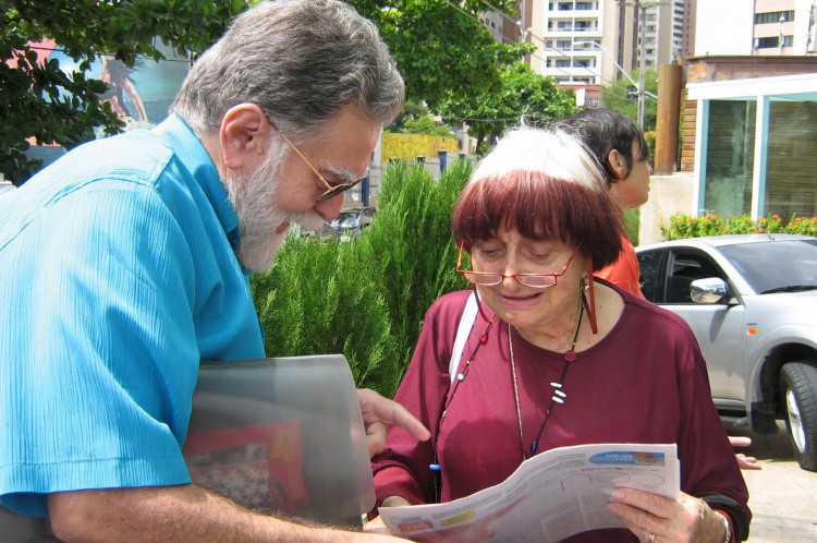 Atuando desde os anos 1950 na produção crítica, LG assinou mais recentemente um blog. Um dos posts, de 2009, relata a visita da cineasta Agnès Varda a Fortaleza