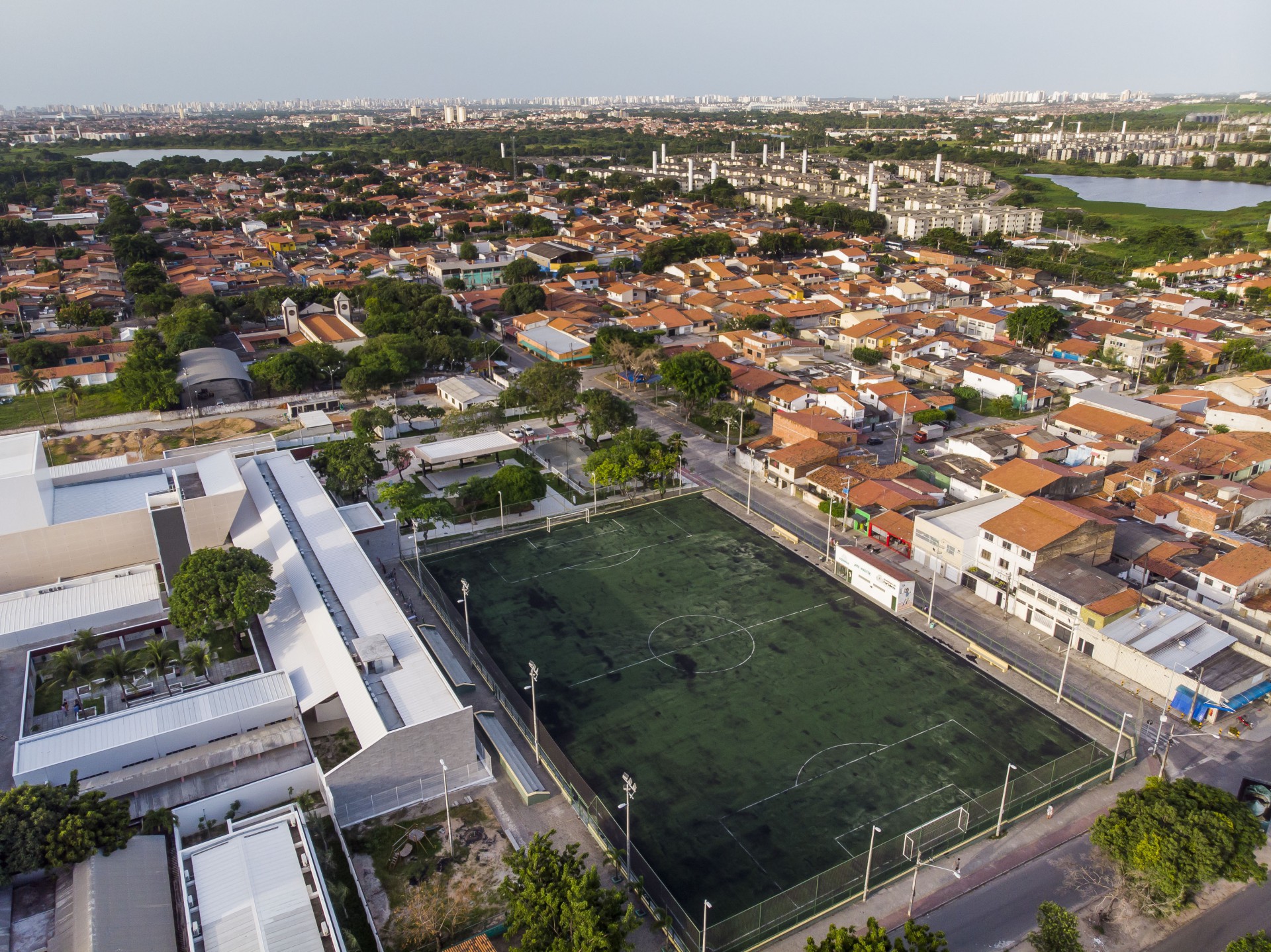  Vista aérea da Rede Cuca do bairro Prefeito José Walter, bairro em franca expansão(Foto: FCO FONTENELE)