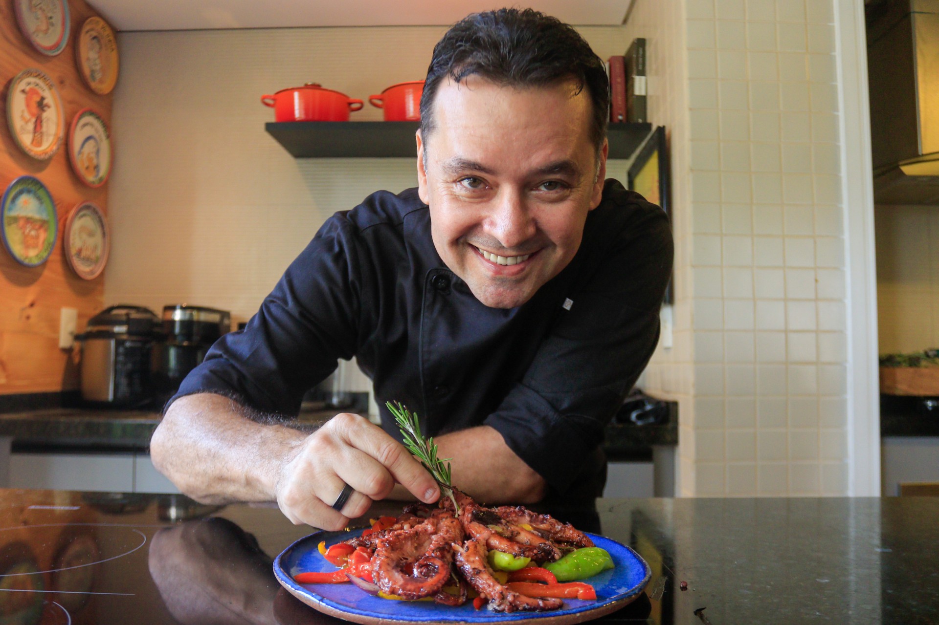 Edilberto Costa é especialista na cozinha europeia contemporânea.  (Foto:  BARBARA MOIRA)