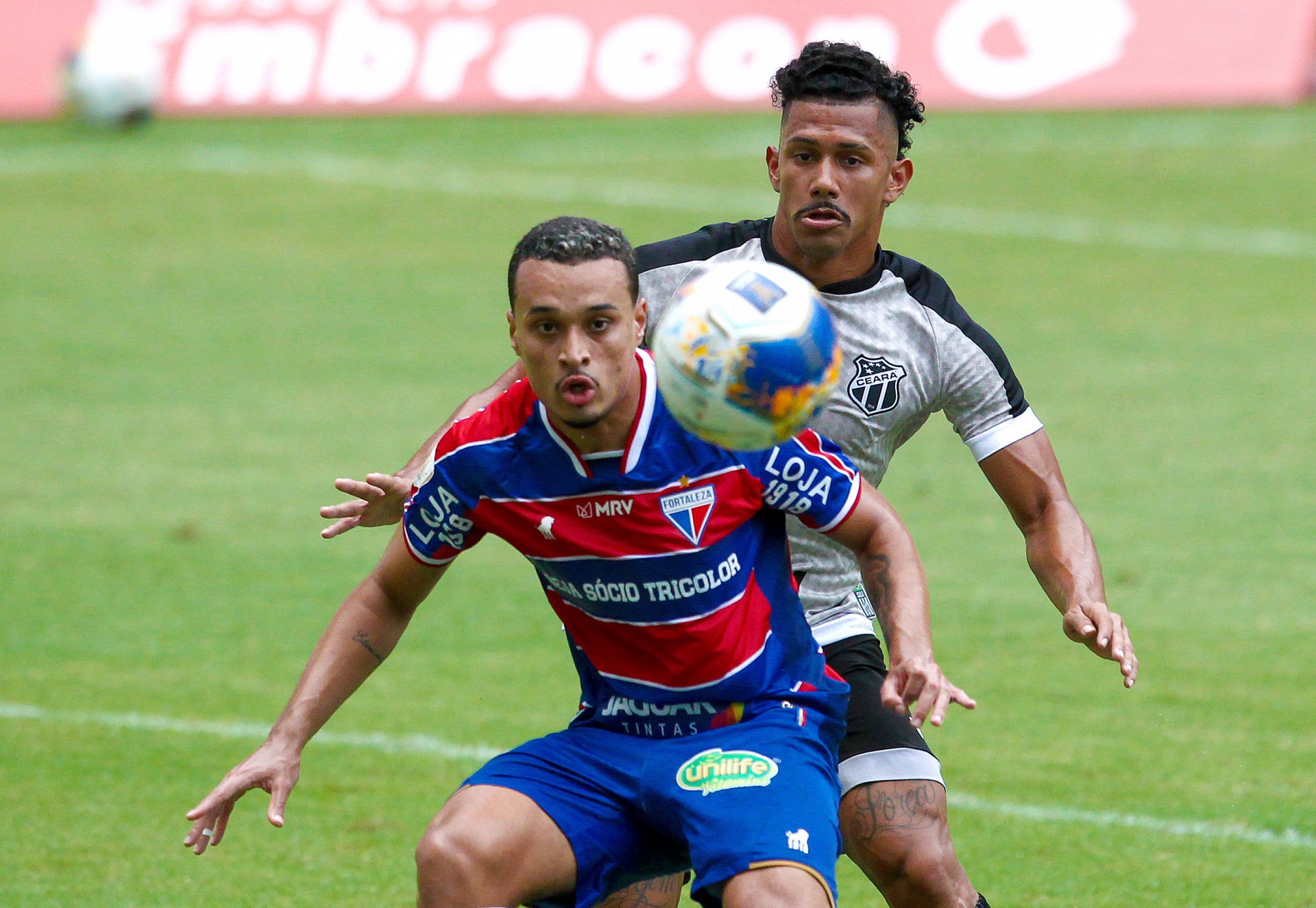 Fortaleza e Ceará voltam a se encontrar pela quarta vez na temporada em duelo decisivo na Copa do Brasil (Foto: FABIO LIMA)