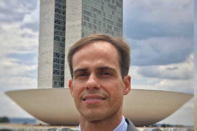 Acusado de esquema ilegal, Idelfonso era secretário em Caucaia