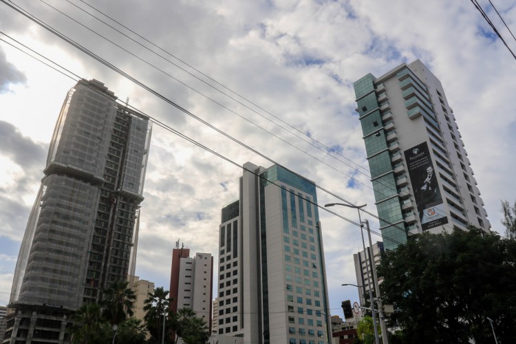 Vis&atilde;o dos pr&eacute;dios de Fortaleza