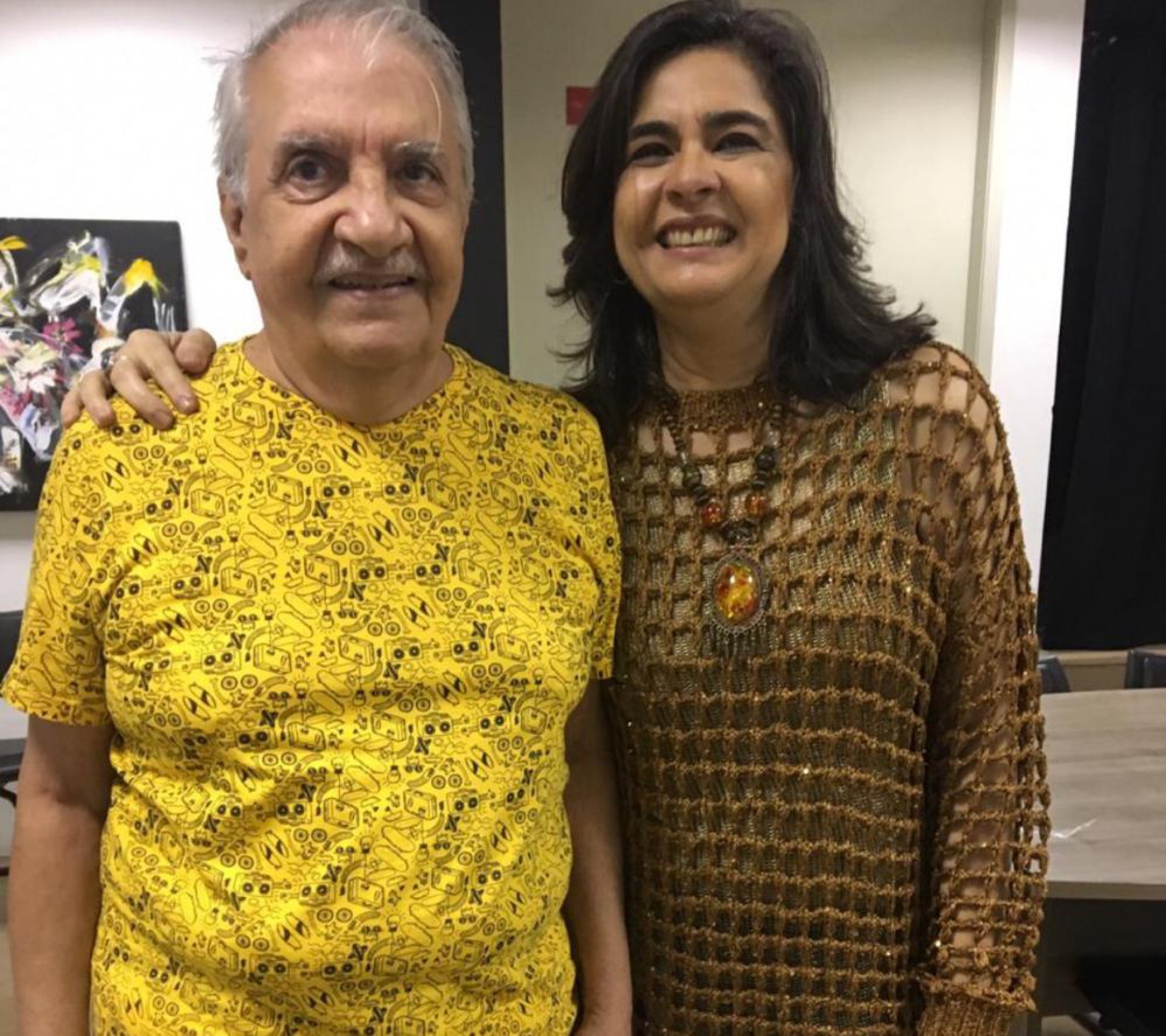 Brandão em 2018, no camarim do show "Maraponga 40 anos", com Mona Gadelha