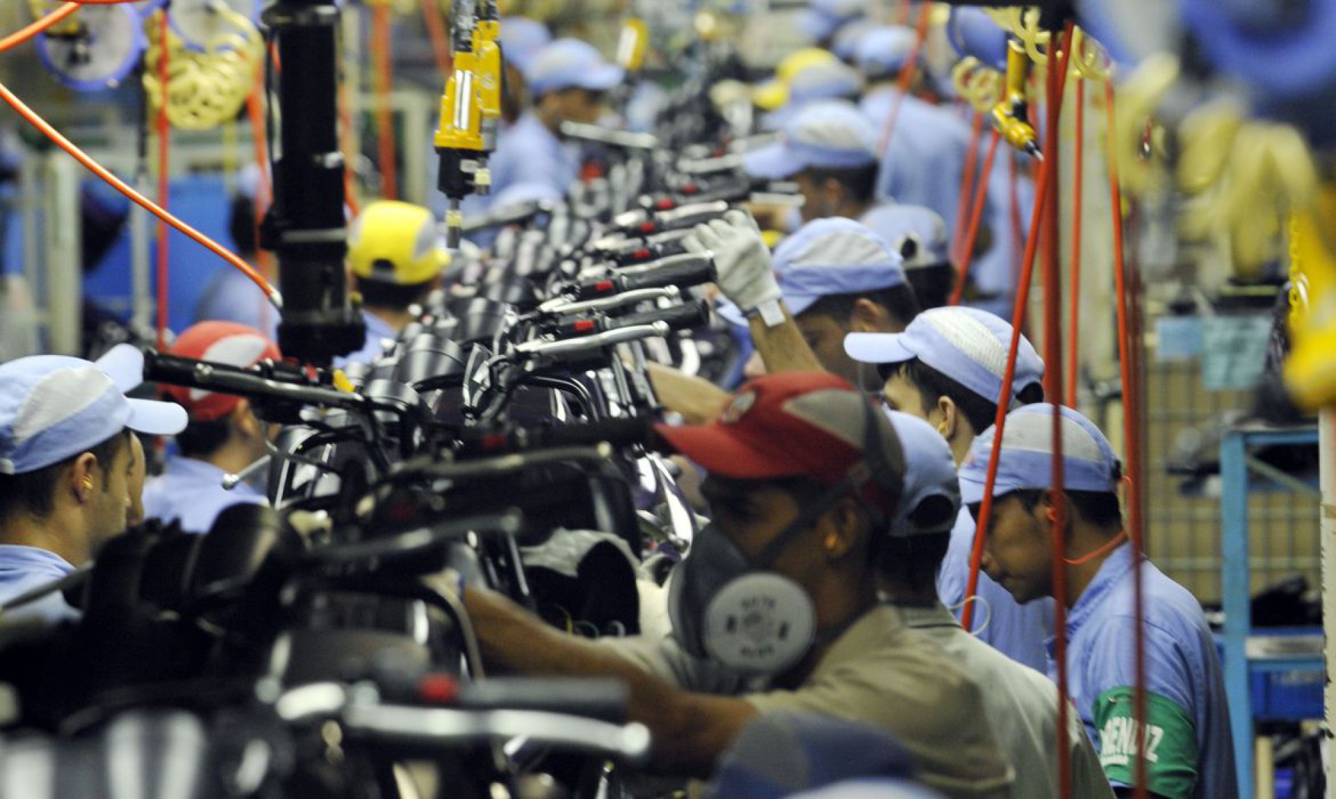 Indústria no Brasil cresce 10,5 em março; taxa mais elevada desde 2010