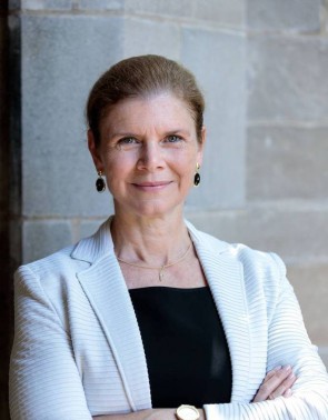 A física brasileira Angela Olinto.