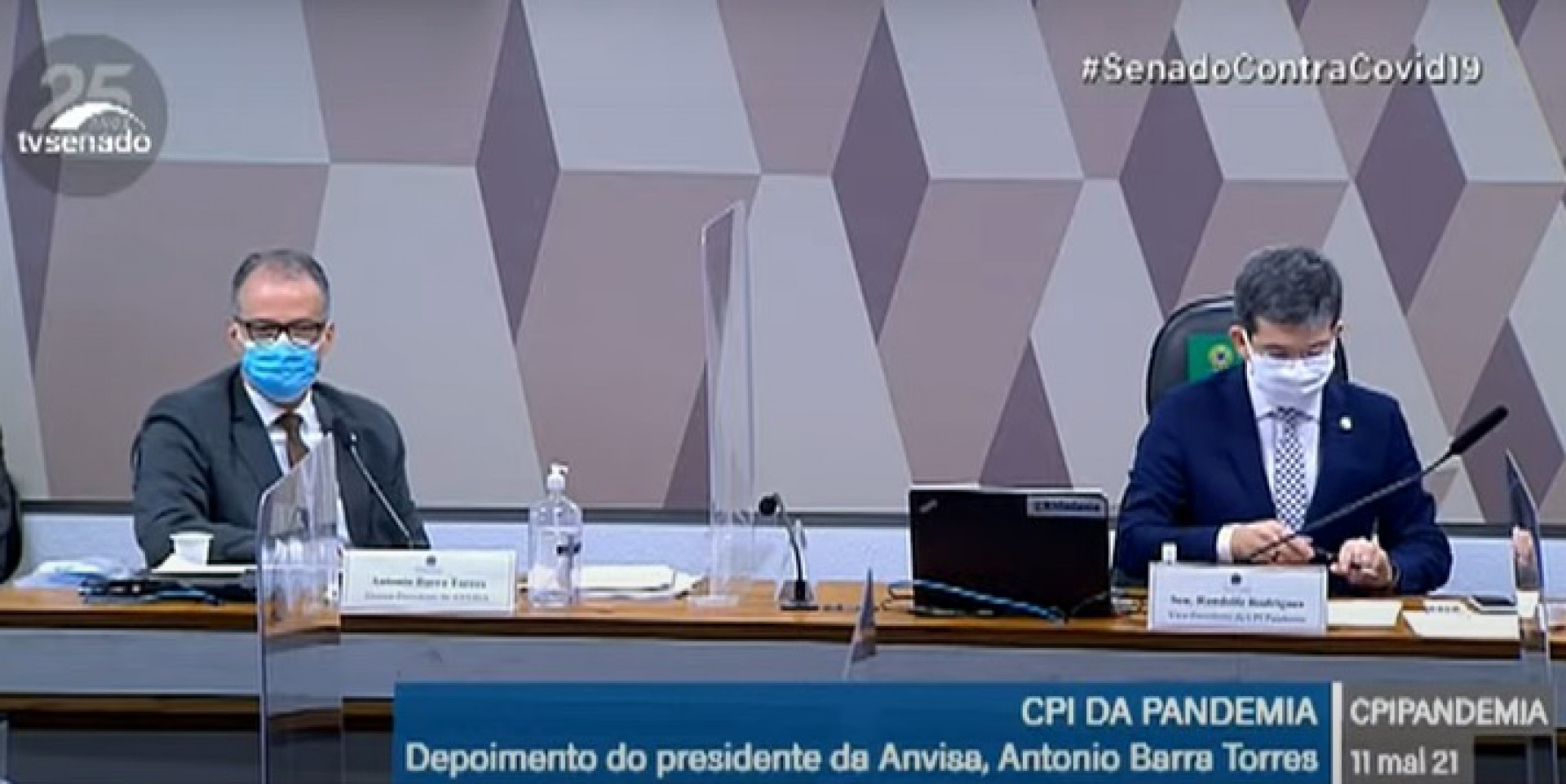 Presidente da Anvisa fala na CPI da Covid (Foto: REPRODUÇÃO)