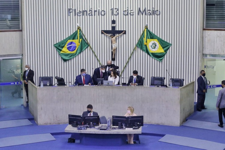 Em fase de retomada das atividades semipresenciais, Assembleia Legislativa do Ceará aprovou dois Projetos de Lei nesta quinta-feira, 13.