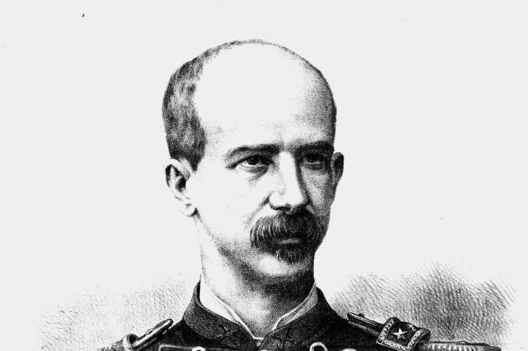 Coronel Moreira César batizava rua em Niterói 