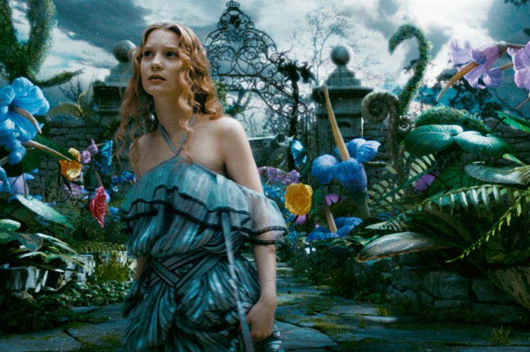 'Alice no País das Maravilhas' ganhou uma adaptação ao cinema com direção de Tim Burton