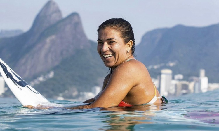 Aos 36 anos, Silvana Lima poderá participar da estreia do surfe em Jogos Olímpicos
