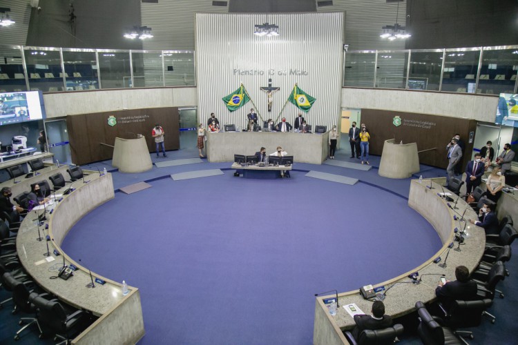 Nesta quinta-feira, 02 de dezembro, devem ocorrer as sessões extraordinárias especiais para votação da proposta de emenda constitucional