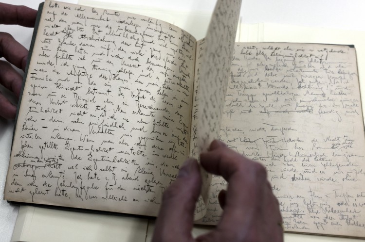 Manuscritos originais de Franz Kafka estão disponíveis on-line