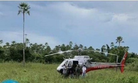 Helicptero teve de fazer pouso não programado após tripulante deixar celular cair em área de mata 