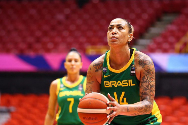 Brasil erra bastante e perde na Copa América de Basquete feminino