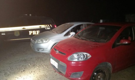 Polícia Rodoviária Federal recuperou carros roubados na BR-116 