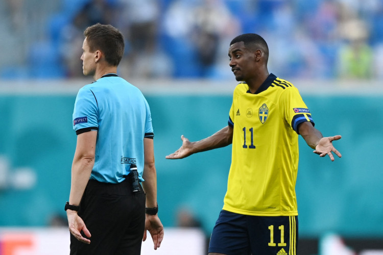Suécia de Alexander Isak enfrenta hoje a Polônia; veja onde assistir ao vivo à transmissão e qual horário do jogo