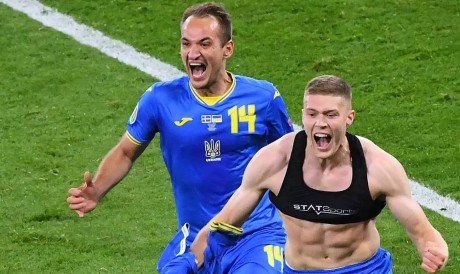 A Ucrânia venceu a Suécia com gol nos acréscimos do segundo tempo da prorrogação e vai às quartas de final da Eurocopa 