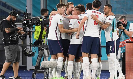 A Inglaterra goleou a Ucrânia por 4 a 0 na Eurocopa 