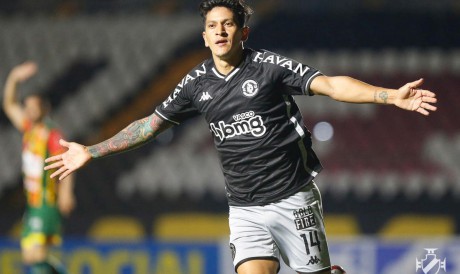 Atacante Germán Cano comemora gol no jogo Vasco da Gama x Sampaio Corrêa, em São Januário, pelo Campeonato Brasileiro Série B 
