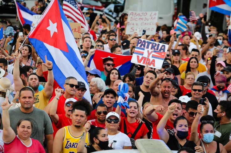 Protestos contra governo cubano tiveram apoio em Miami, Estados Unidos