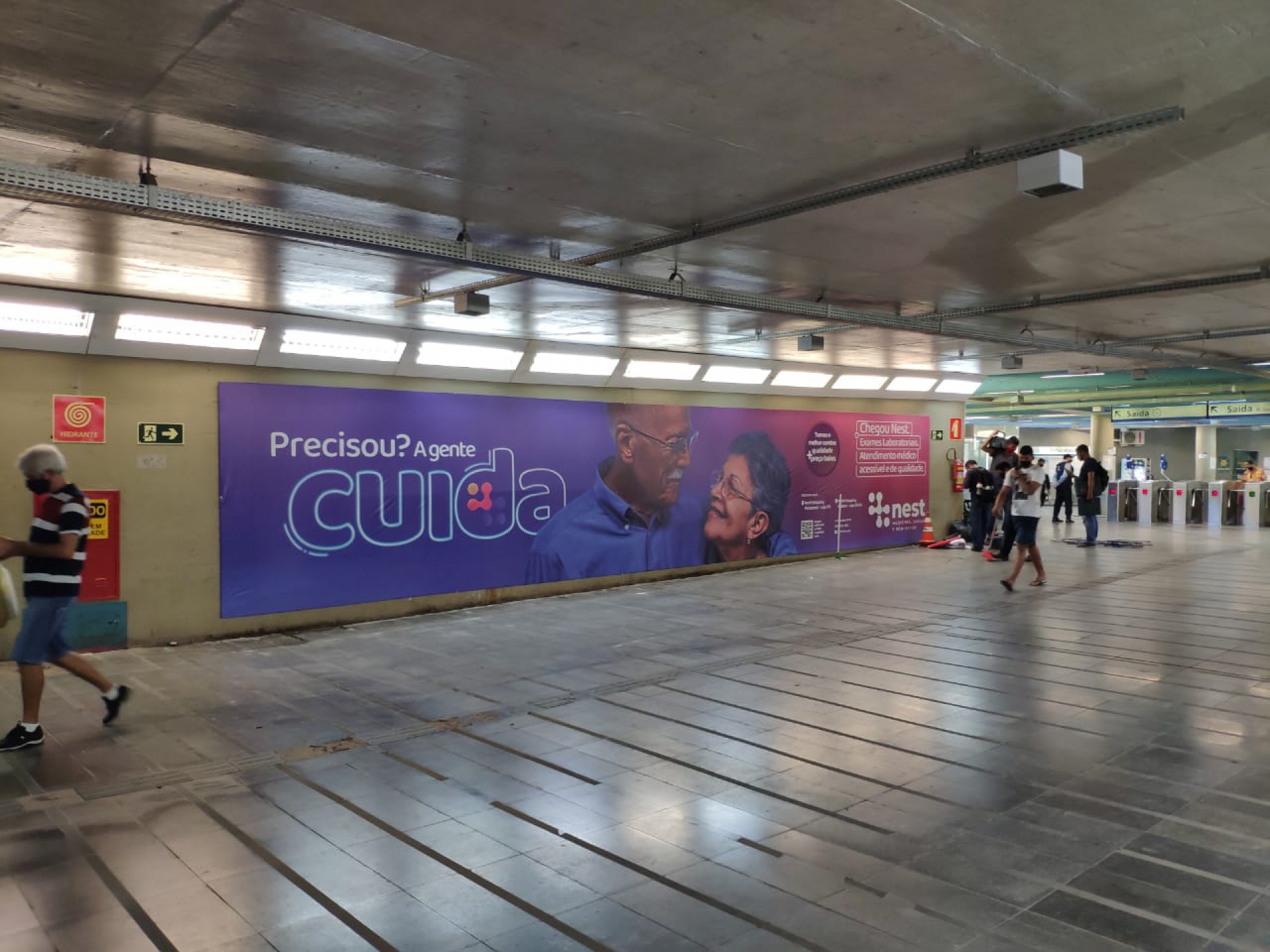 A OOLÁ oferece 600 opções de formatos nas estações de metrô e VLT (Foto: Divulgação )