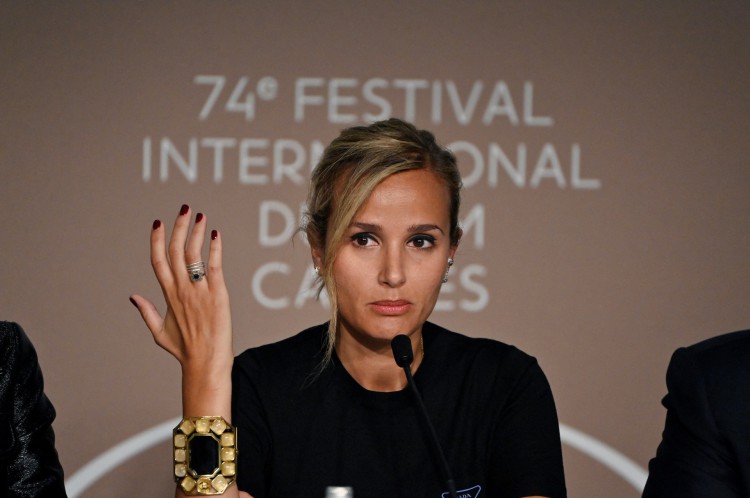  Julia Ducournau levou a Palma de Ouro por 'Titane', seu segundo longa-metragem