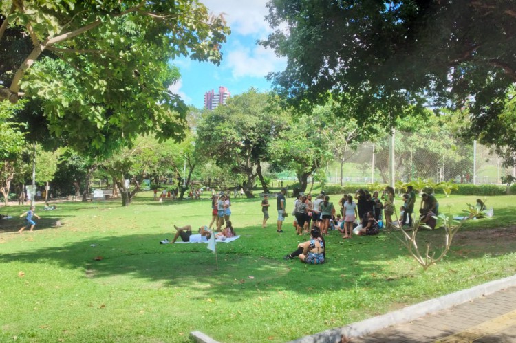 O primeiro domingo de retomada das atividades do projeto Viva o Parque em 2021 foi movimentado.