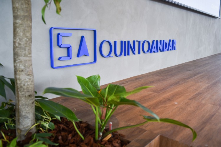 QuintoAndar admite demiss&atilde;o de funcion&aacute;rios, mas nega que redu&ccedil;&atilde;o chegue aos 20% da equipe; entenda