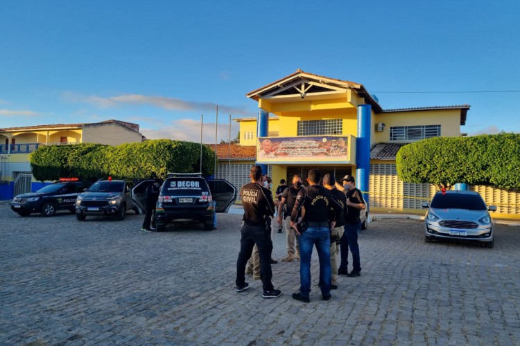 Operação apura esquema de 