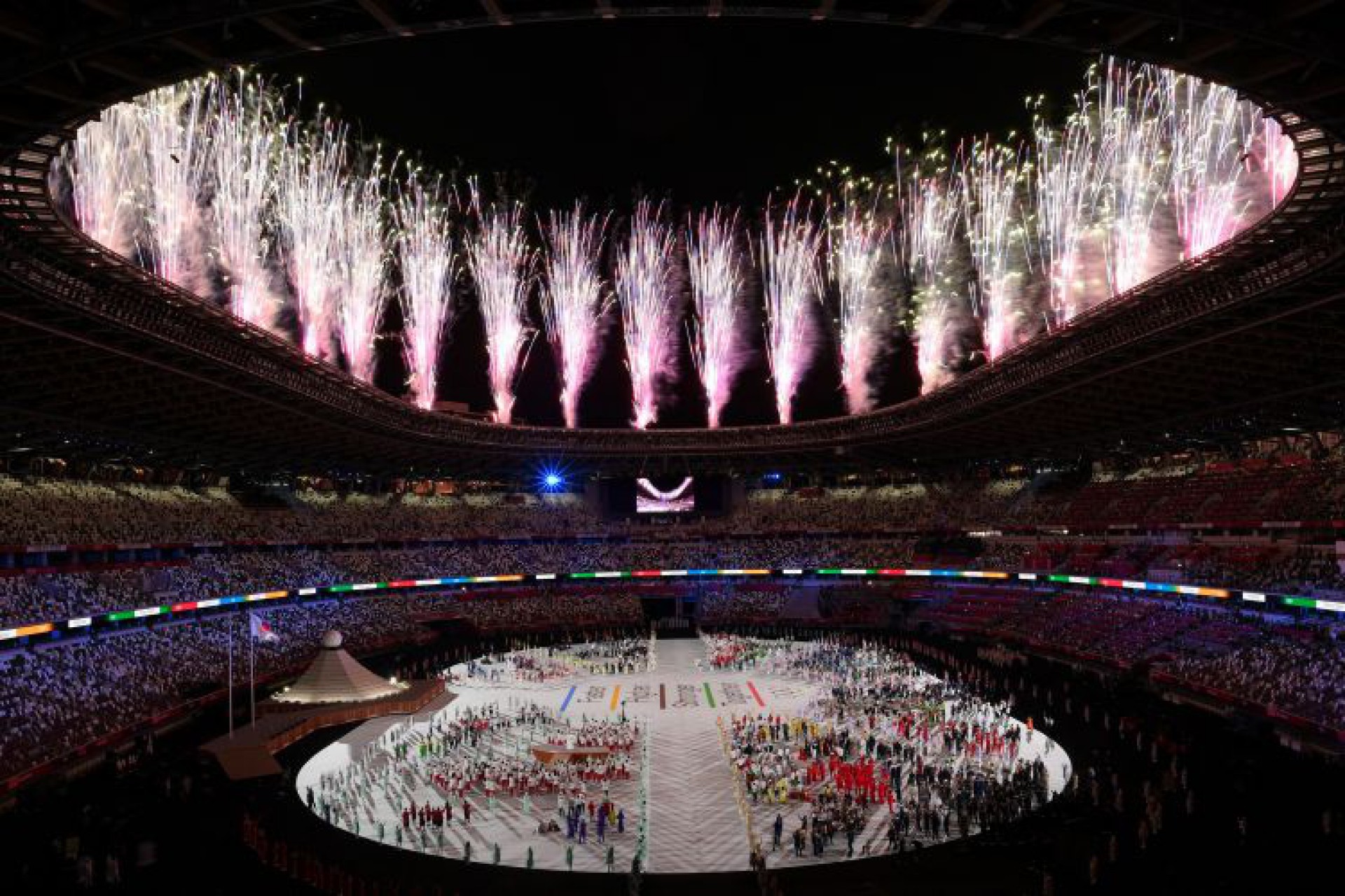 VÍDEO : Música e muita cor na abertura Jogos Olímpicos de Tóquio 2020