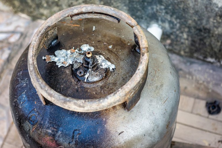 O inc&ecirc;ndio deve in&iacute;cio com um vazamento em um botij&atilde;o de g&aacute;s.