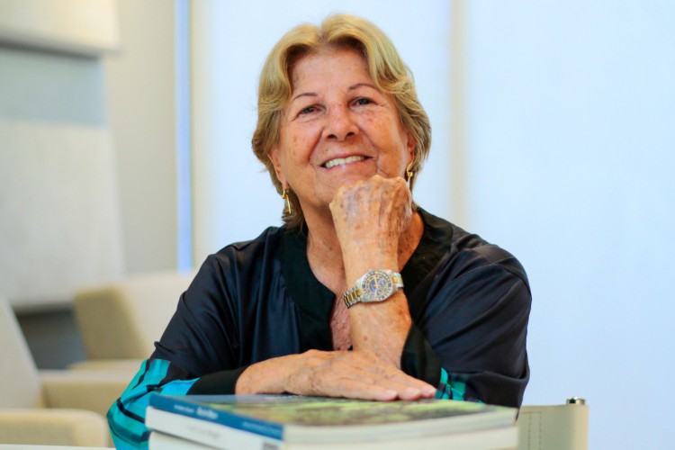 A l&iacute;der da Cerbras &eacute; a primeira mulher a receber o t&iacute;tulo.