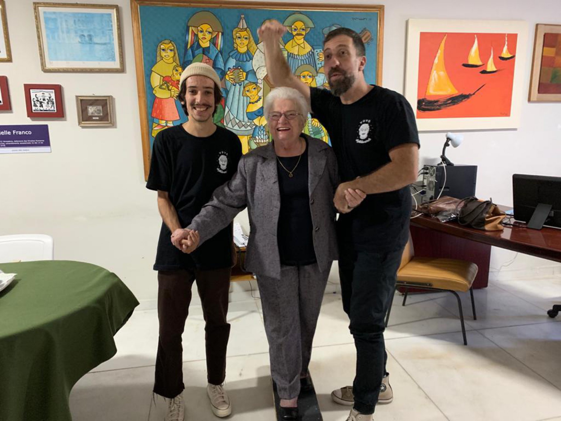 Luiza Erundina reeditou foto icônica 