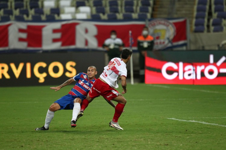 Onde assistir os jogos de hoje, quarta, 4 de agosto. O Fortaleza enfrenta o CRB pela Copa do Brasil. 