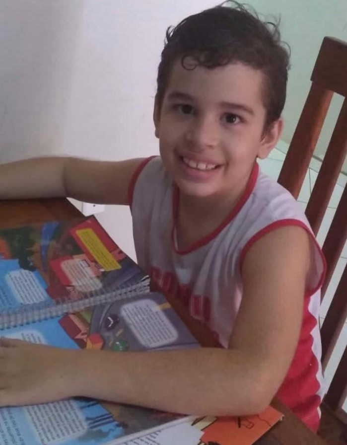 Ruan Peixoto, 9, filho da assistente administrativa Joelma Peixoto, e atividades remotas de ensino