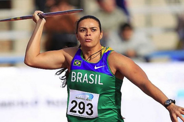 A cearense Laila Ferrer foi eliminada na fase classificatória do lançamento de dardo nas Olimpíadas de Tóquio (Wagner Carmo/CBAt)