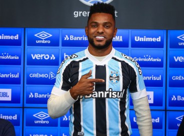 Atacante Miguel Borja assinou contrato com o Grêmio até o final de 2022 