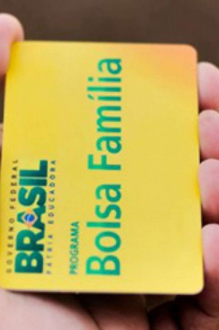Bolsa Família teve fim em outubro e Auxílio Brasil começa próximo dia 17 (Foto: Divulgação)