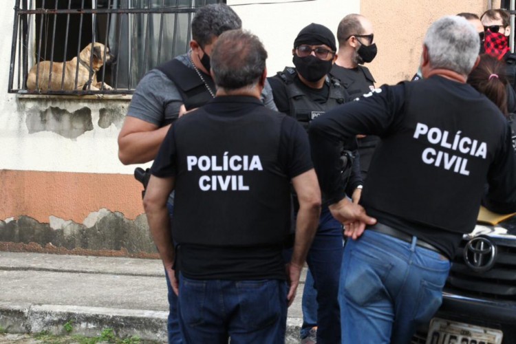 O jovem foi encaminhado para a Delegacia da Crian&ccedil;a e do Adolescente (DCA)